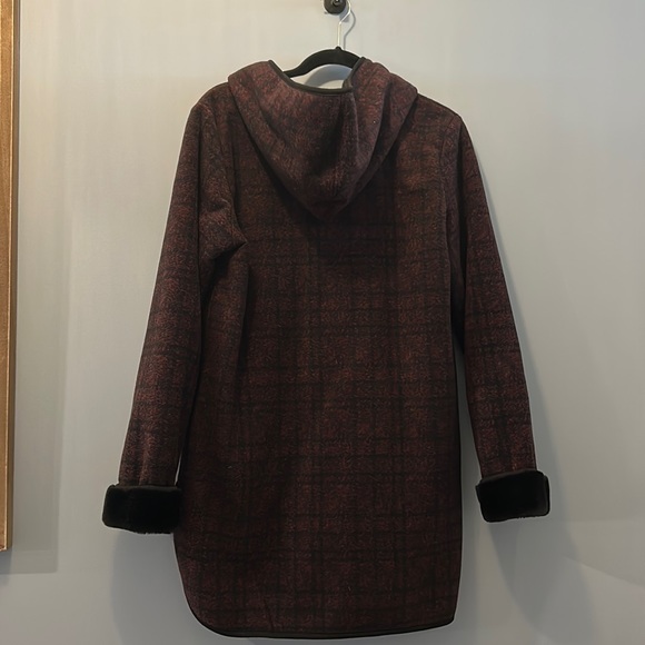 Sweater - Picture 2 of 5